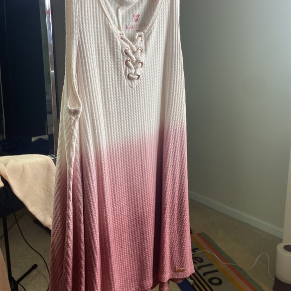 Multi-color tank - Picture 2 of 2